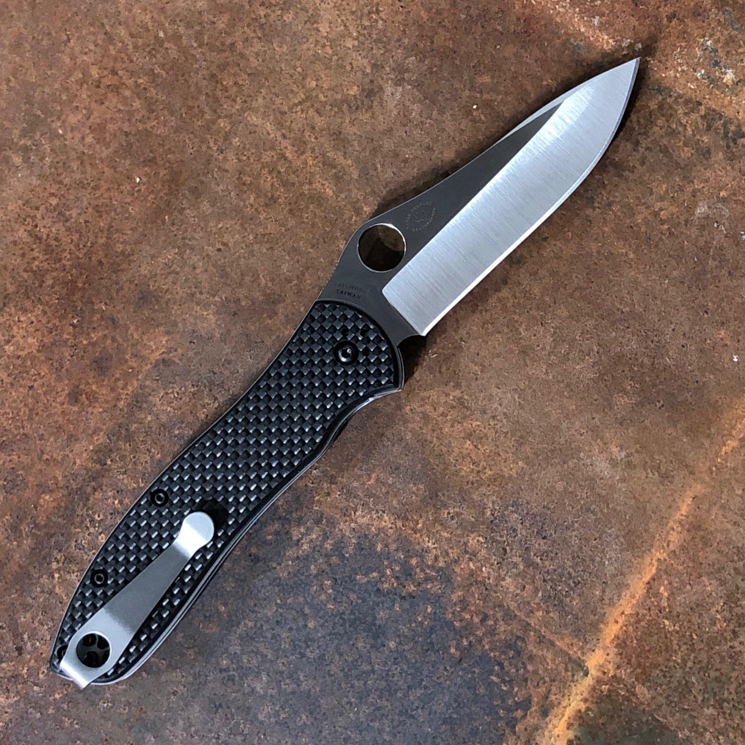 Spyderco Gayle Bradley 2 Carbon Fiber/G10 Scales CPM M4 Blade